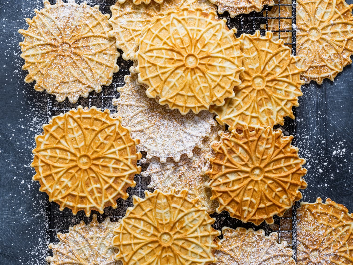 How to Bake Pizzelle with the Vitantonio Pizzelle Baker