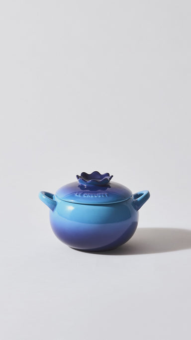 Le Creuset Limited Edition Blueberry Mini Cocotte 0.48 L Stoneware mini video